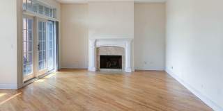 2927 North Southport Ave. Gallery 2