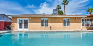 3 Bed FULLY FURNISHED Pool Home Gallery 50