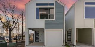310 W Evergreen St Gallery 2