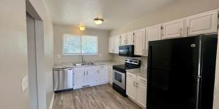 ** Move in Special** Spacious 3 bedroom, 1 bath Lakewood duplex with fenced in backyard available! Gallery 5