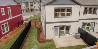 Liberty Crest Townhomes Gallery 16
