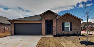 Beautiful 4 Bedroom 2 Bathroom Home in Piedmont Schools on a Corner Lot Gallery 1