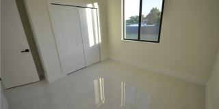 2416 Diplomat Parkway W Gallery 31