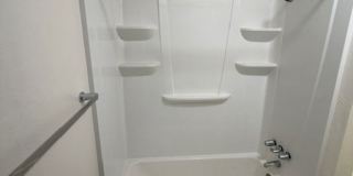 2 bed/1 bath apartment in Golden Gallery 9