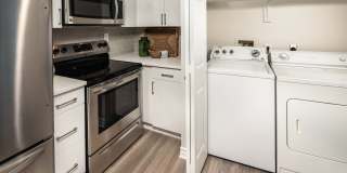 Artisan in Laguna Beach Gallery 8