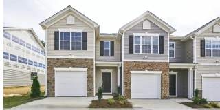 Like-new 3 bedroom 2.5 bathroom townhome in Reedy Fork & Settlers Landing  North of Greensboro with a 1 car garage. Gallery 1