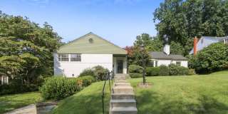 Great Rambler in Bethesda! Unbeatable Location! Partially Furnished Optional Gallery 1