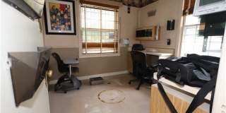 225 3rd Street Gallery 21