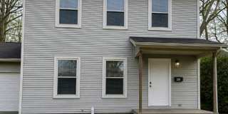 For Rent: 4-bedroom 2-bathroom single family home! Available NOW! Gallery 1