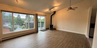 A Dual Master Bedroom Townhouse w/Updated Bathrooms  & Large 2 Car Garage! Gallery 1