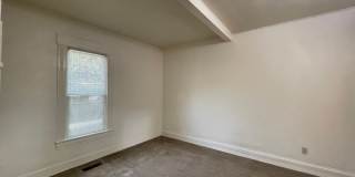 Vintage 3BR House Close to Campus! Gallery 9