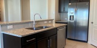 4 BEDROOM, SHORT TERM LEASE AVAILABLE Gallery 9