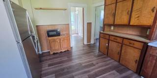 Lower 3 bedroom unit Gallery 3