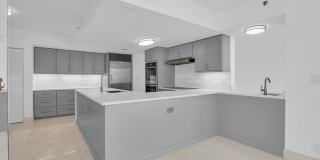 529 S FLAGLER DRIVE 14H - 1 Gallery 18