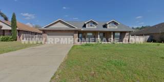 Charming 3-Bedroom Home with Modern Comforts and Ideal Location! Gallery 1