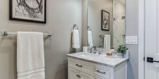 Huge 4 bed 3 bath home in point breeze. MODERN, PATIO, ROOF DECK JULY 15 Gallery 12