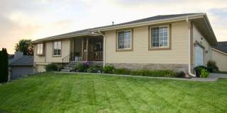 Spacious Five Bedroom Home! Gallery 3