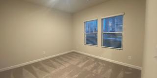 Room in 4 Bedroom Townhome at Memorial Pkwy Room in 4 Bedroom Townhome at Memorial Pkwy Gallery 16