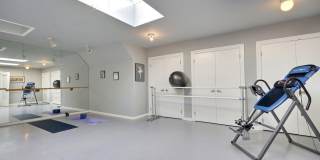 758 Roseld Avenue Gallery 48