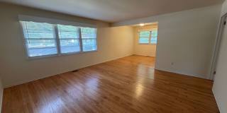 Classic 3BR/2BA Mid-Century Ranch on Ridge Road Gallery 6