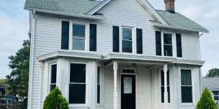 305 CENTRAL Avenue Gallery 1