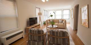 5337 S. Hyde Park Boulevard Gallery 2