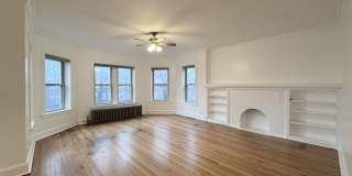 4752 N Virginia Avenue Gallery 3