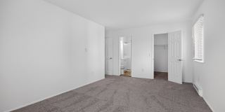 Ridgeway Place Gallery 28