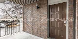 1707 Hickory Ln Gallery 20