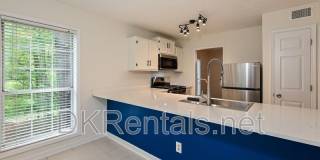 201 Lenox Way NE Gallery 4
