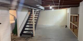 2400 Hillview Avenue Gallery 34