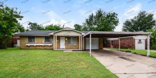 900 Northeast Katherine Place Gallery 1