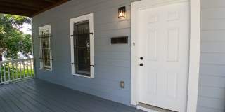 Amazing 3 Bedroom 2.5 Bath! Intown Living at a Price Below Market Off Street Parking Amazing 3 Bedroom 2.5 Bath! Intown Living at a Price Below Market Off Street Parking Gallery 5