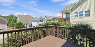 Room in 4 Bedroom Home in Wake Forest Gallery 15