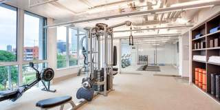 741 N Hudson Ave Gallery 13