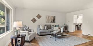 Spacious rambler-style 4 bed 2 bath house in Edmonds Spacious rambler-style 4 bed 2 bath house in Edmonds Gallery 4