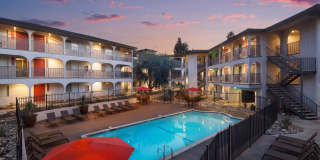 Luxe 1801 Gallery 2