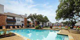 Huntington Meadows Apartment Homes Gallery 32