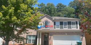 Spacious 2-story house in the PARKVIEW cluster in Tucker Gallery 1