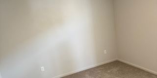 Beautiful 3 Bedroom 2 Bathroom Home Available Now Gallery 3