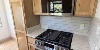 5418 Crebs Avenue Gallery 2