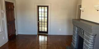 Charming 3 Bed, 2 Bath Brick Bungalow – Available Now! Gallery 15
