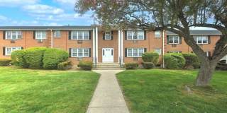 1254 Farmington Avenue Gallery 1
