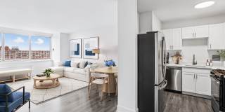 RiverHouse Gallery 2