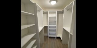 Fontainebleau Milton Gallery 48