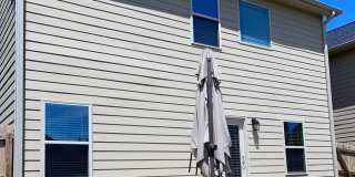 Welcome to this Almost New 3 Bed/2.5 Bath Home in Lovejoy! Gallery 25