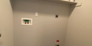 Charming 4 bed 2 bath in Hunters Spring *  Mustang schools Gallery 32