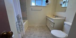 Stunning Nob Hill Bungalow! Gallery 11