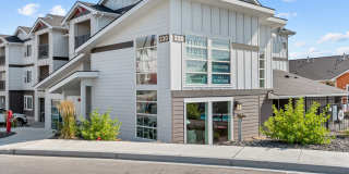 The Tides at Willow Pointe Gallery 29