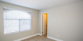 The Lido Apartments - Senior Living Gallery 25
